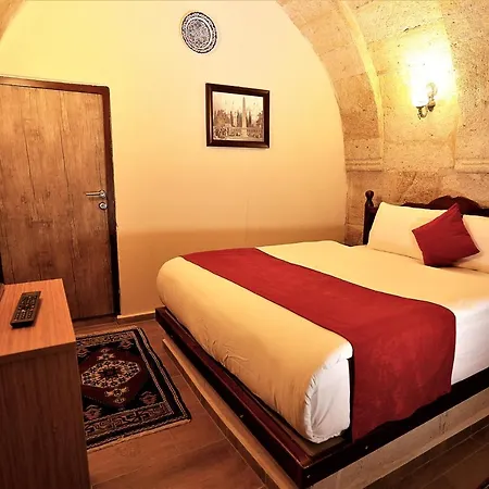 Orion Cave מלון אורגופ